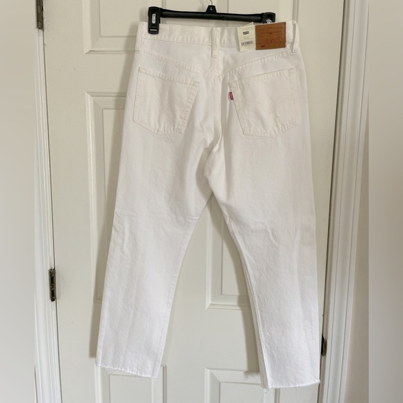 Levi’s 501 white cropped jeans - Picture 2 of 5